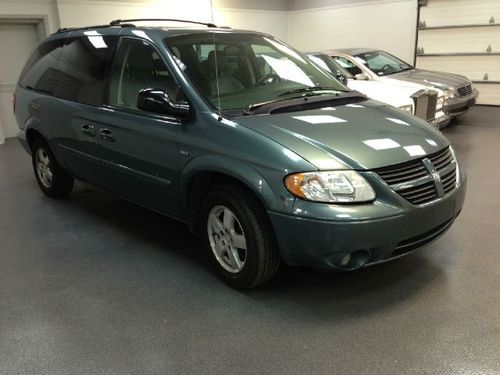 2007 dodge grand caravan navigation leather