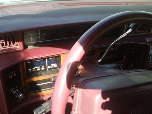 1992 Cadillac Fleetwood 60 Special Sedan 4-Door 4.9L, US $2,998.00, image 8