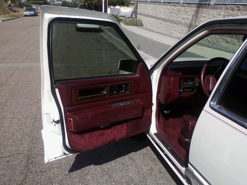 1992 Cadillac Fleetwood 60 Special Sedan 4-Door 4.9L, US $2,998.00, image 10