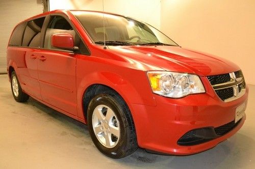 Dodge grand caravan sxt  fwd auto cd keyless 1 owner great condition