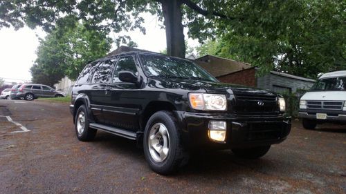 2000 infiniti qx4 base sport utility black / low miles / mint condition