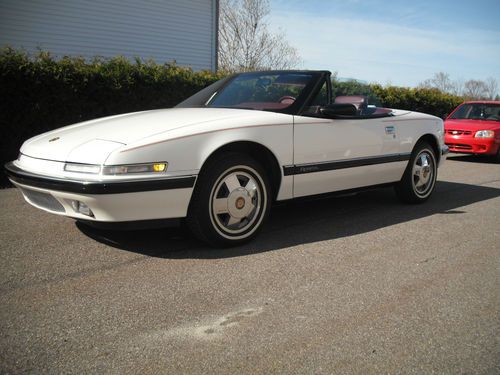 1990 buick reatta base convertible 2-door 3.8l