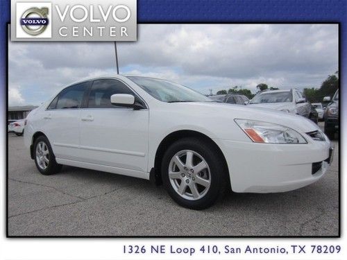 Clean carfax, navigation, leather, moonroof