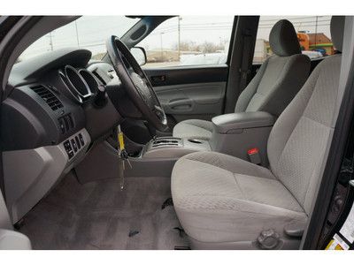 V6 4.0L Power Windows Power Door Locks Power Mirrors Power Steering Tachometer, image 10