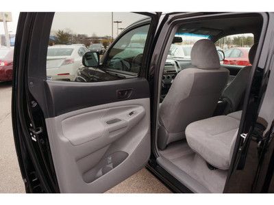 V6 4.0L Power Windows Power Door Locks Power Mirrors Power Steering Tachometer, image 12