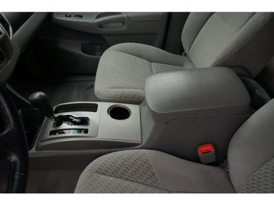 V6 4.0L Power Windows Power Door Locks Power Mirrors Power Steering Tachometer, image 16