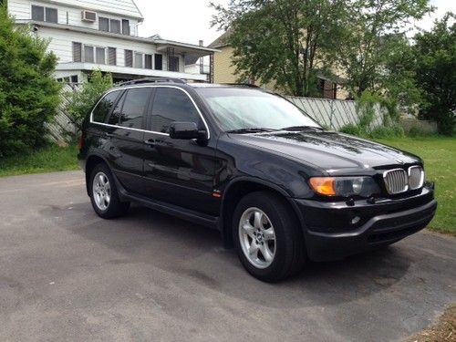 2002 bmw x5 38,000 original miles fully loaded auto 4.4l v8 black on tan awd