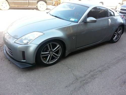 2006 nissan 350z grand touring coupe 2-door 3.5l