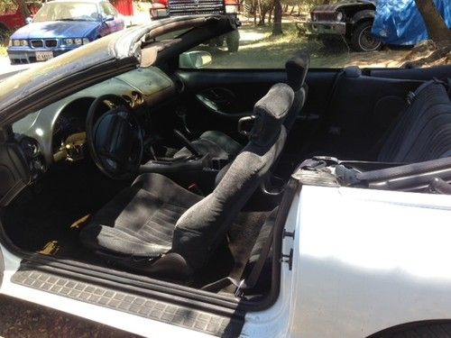 2000 pontiac firebird base convertible 2-door 3.8l