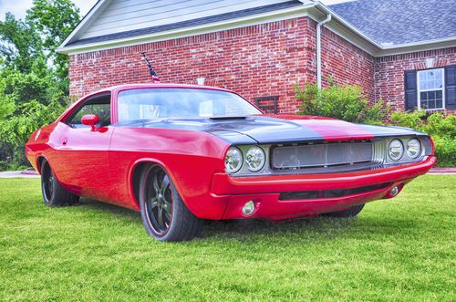 1972 dodge challenger resto mod 6.1 liter hemi street rod