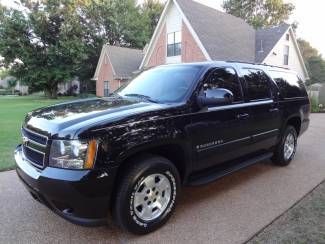 Nonsmoker, 8 passenger, tv/dvd, power seats, new tires, perfect carfax!