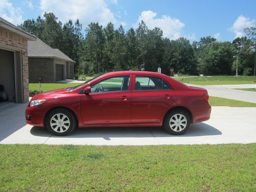 2010 toyota corolla le sedan 4-door 1.8l