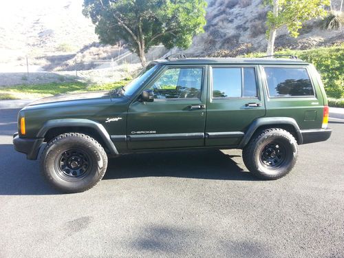 1997 jeep cherokee sport xj 4.0l 4x4 offroad auto full power 1 owner new engine