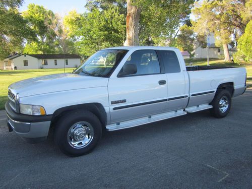 1998 ram 2500 cummins diesel 92k miles slt laramie 1- owner- pristine-no reserve