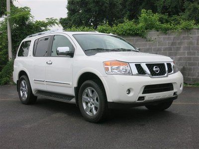 Platinum suv 5.6l nav cd 4x4 almond  seat trim blizzard entertainment system a/c