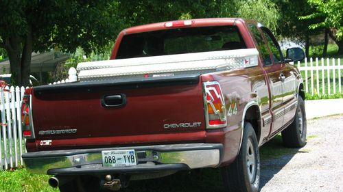 4.8l 4x4,3-door silverado 1500. high miles, but still a great truck.