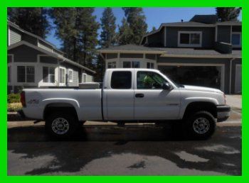 2005 chevy sliverado 2500hd 6l v8 16v 4wd keyless entry alarm cd white