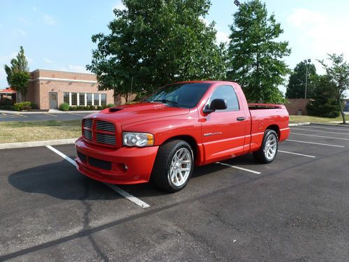 2004 dodge srt 10 ram