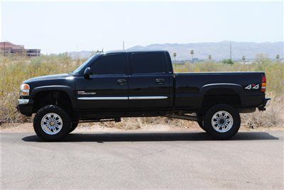 Lifted 2005 gmc sierra crew cab 2500hd duramax diesel slt..lifted gmc sierra slt