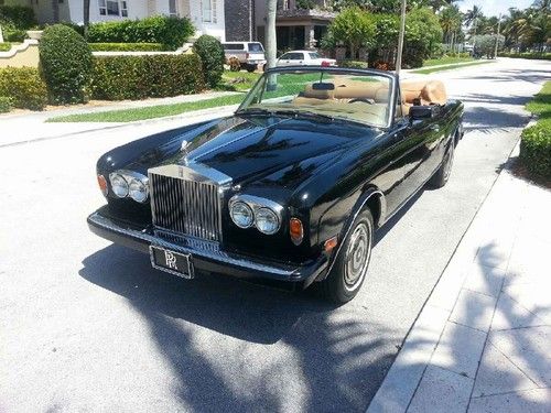 1988 rolls-royce corniche ii clean inside and out.  a real find.