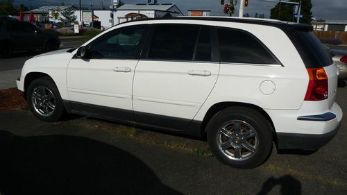 2004 chrysler pacifica awd, 4 door, auto, remote, a/c, disc, (see pictures)