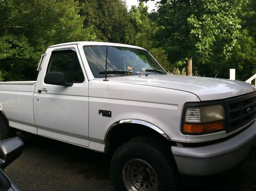 1994 ford f-150 xl standard cab pickup 2-door 4.9l