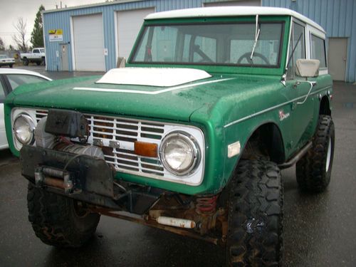 1972 ford bronco sport