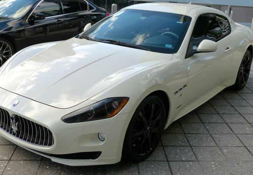 2012 maserati gran turismo sport