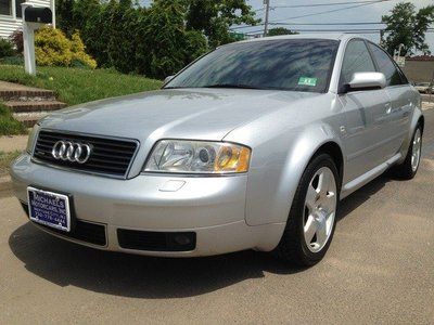 4.2 quattro clean carfax low miles silver mint