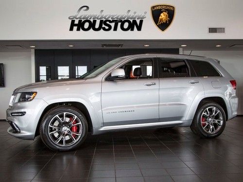 2012 jeep grand cherokee srt-8 srt nav high performance audio panoramic