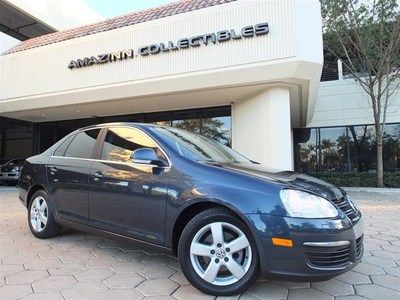 2008 volkswagen jetta 4dr,automatic,low milage ,42k,clean carfax