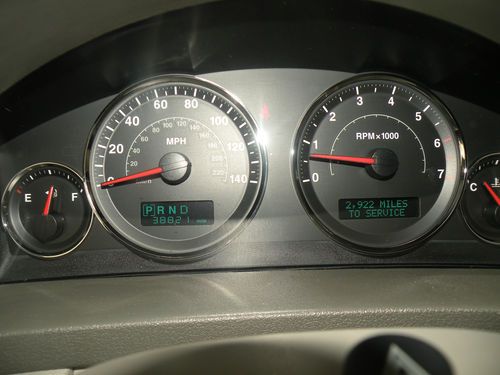 2006 grand cherokee overland