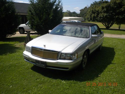 1999 cadillac deville 4 door v8