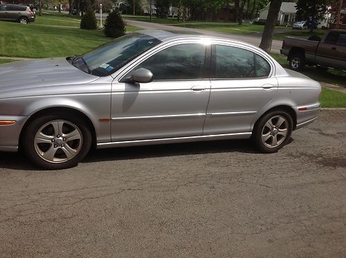 2002 jaguar x-type base sedan 4-door 3.0l