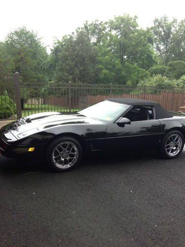 1996 chevrolet corvette  convertible 2-door 5.7l automatic 46000 miles!