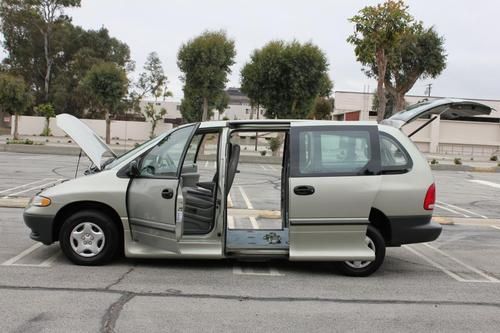 Dodge grand caravan handicap wheelchair van low miles!! vmi conversion