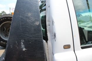 (Bidding on 3) 2004 Chevy 3500, 1 ton, 4x4, Fleet Truck, Flatbed,, US $24,000.00, image 9