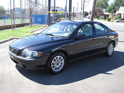 2004 volvo s60 2.4, one owner, loaded, no accidents, must see cond, low reserve