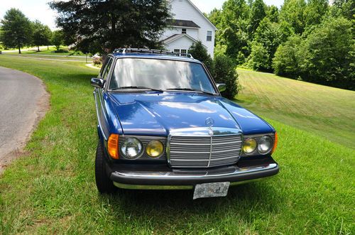 1985 Mercedes 300 TD Station Wagon, image 5