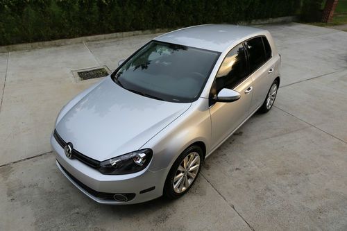 2012 Volkswagen Golf TDI Hatchback 4-Door DSG - FULLY LOADED WITH EXTRAS!!!!, image 2
