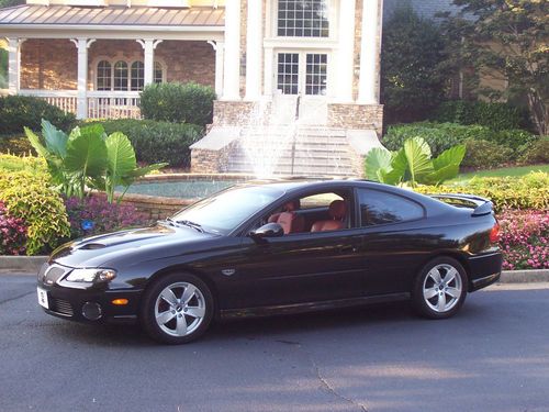 Near flawless phantom black 2005 pontiac gto low miles upgraded suspension