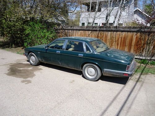 1993 Jaguar XJ6 Sovereign Sedan 4-Door 4.0L, image 2