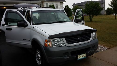 2002 ford explorer xls sport utility 4-door 4.0l