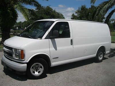 2002 chevrolet express cargo van 1500 135" wb