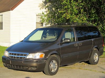 No reserve minivan cold a/c runs drives great