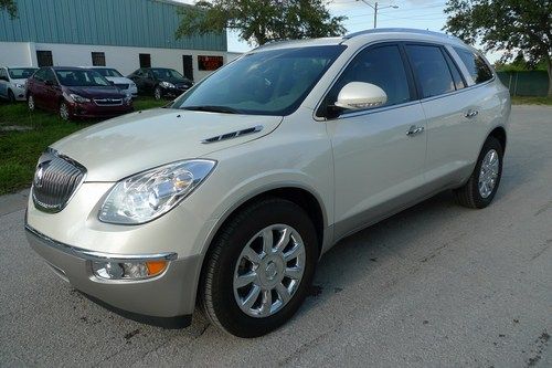 2011 buick enclave cxl-2 3.6l leather w/ heated &amp; cooled sunroof bose just 11k m
