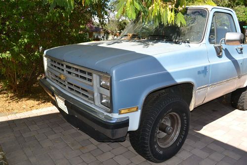 1986 chevrolet  blazer custom sport utility 2-door great project!