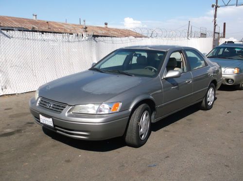 1997 toyota camry, no reserve