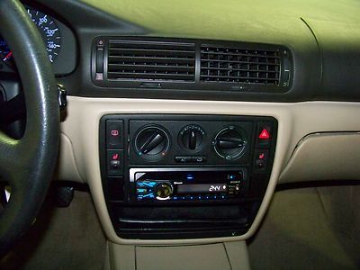 No Reserve - 1.8T Turbo, 5-speed, Wagon - VW Dealer Trade-In, image 34