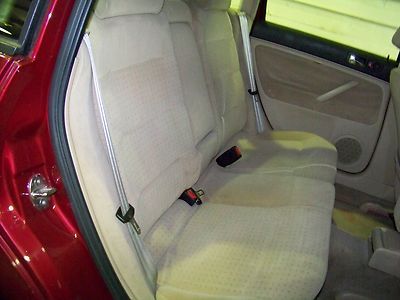 No Reserve - 1.8T Turbo, 5-speed, Wagon - VW Dealer Trade-In, image 46